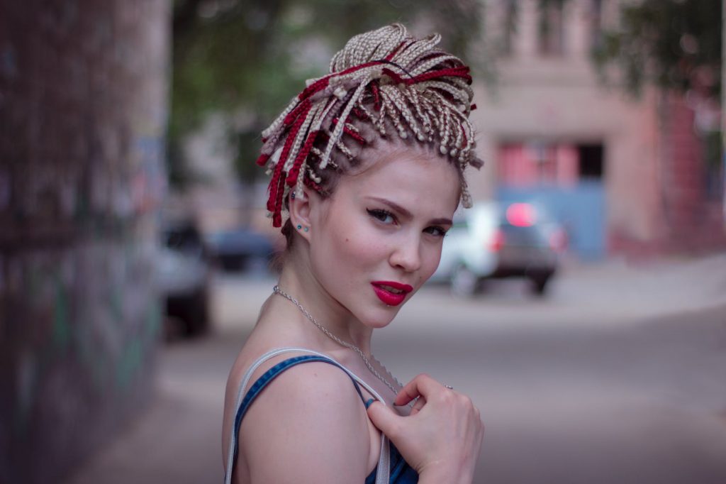 trenzas de colores africanas
